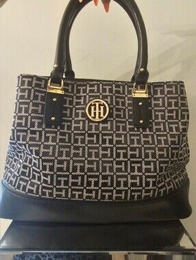 Host Pick.....Tommy Hilfiger Black & Cream Logo Tote Bag